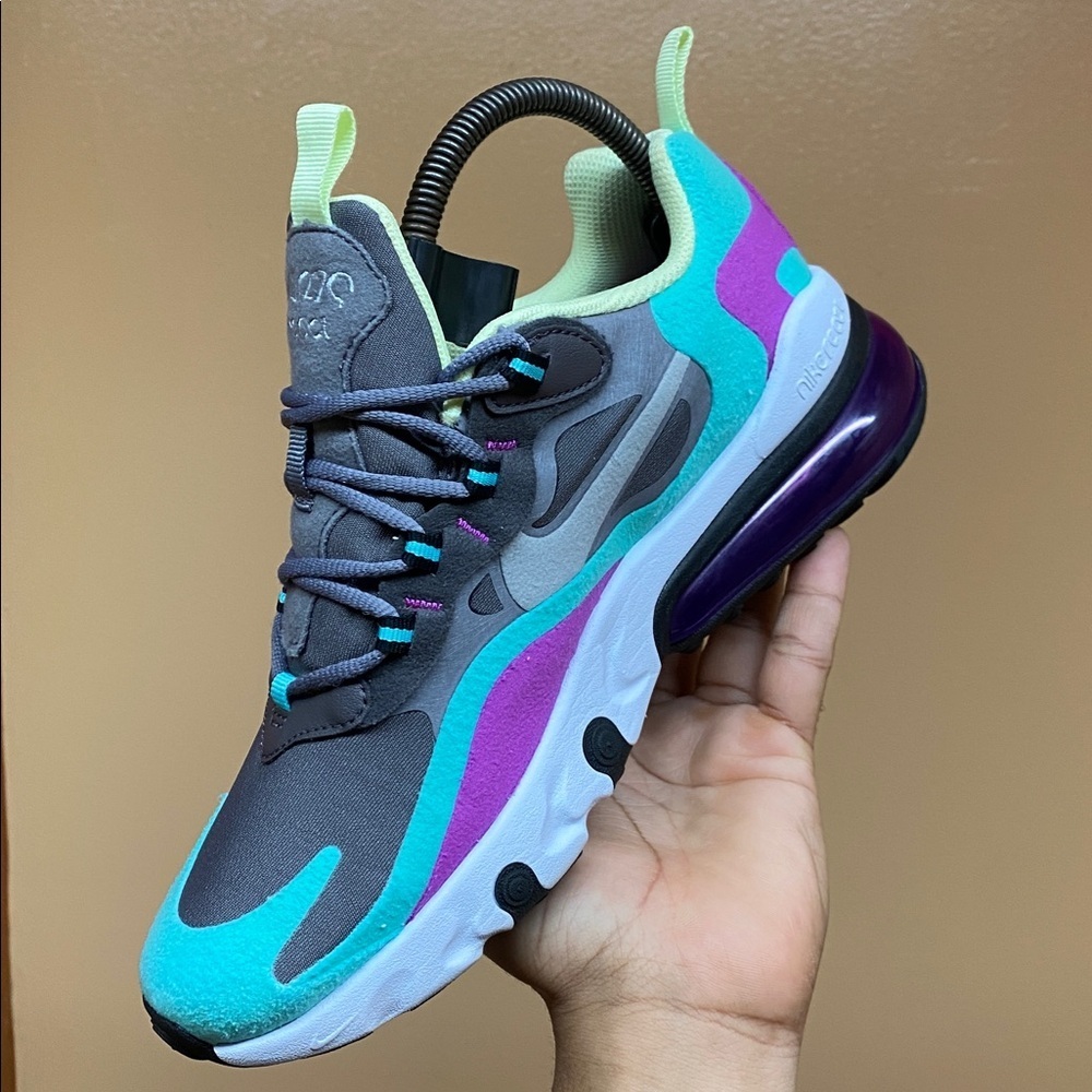 Nike Air Max 270 React Women’s Running Sneakers Gunsmoke Aurora SZ 8 BQ0103-007 - Picture 9 of 16